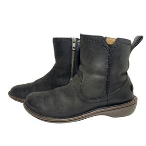 UGG | Sheepskin Leather Neevah Zip Ankle / Chelsea Boots EU Size 39 (Size 8 US)